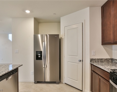 3659 Bitonto Lane - Photo Thumbnail 10