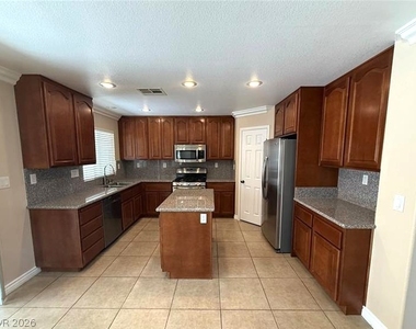 5565 Golden Palms Court - Photo Thumbnail 1
