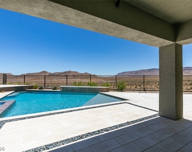 988 Edinburgh Fields Court - Photo Thumbnail 41