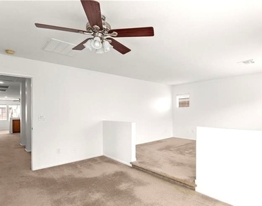 9123 Weeping Hollow Avenue - Photo Thumbnail 33
