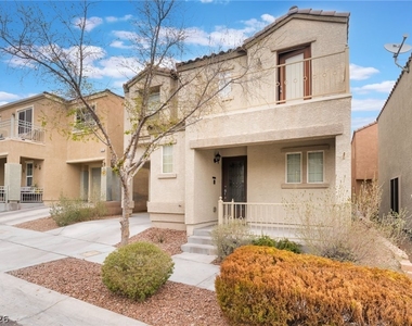 9132 Gabardine Avenue - Photo Thumbnail 2