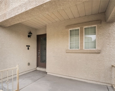 9132 Gabardine Avenue - Photo Thumbnail 4