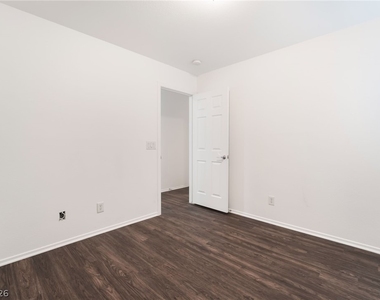 9132 Gabardine Avenue - Photo Thumbnail 30