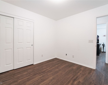 9132 Gabardine Avenue - Photo Thumbnail 29