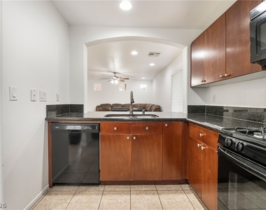 9132 Gabardine Avenue - Photo Thumbnail 9