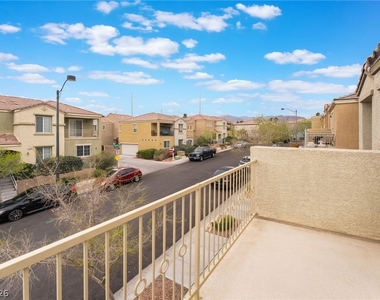 9132 Gabardine Avenue - Photo Thumbnail 25