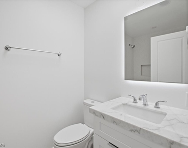 1300 Canosa Avenue - Photo Thumbnail 8