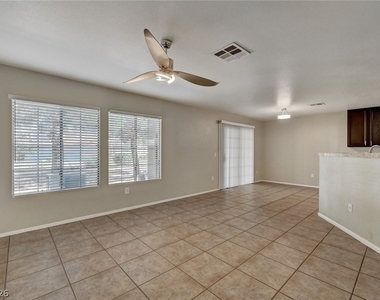 7275 Diamond Canyon Lane - Photo Thumbnail 16