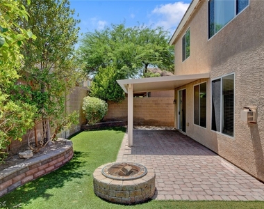 1005 Roaring River Avenue - Photo Thumbnail 1