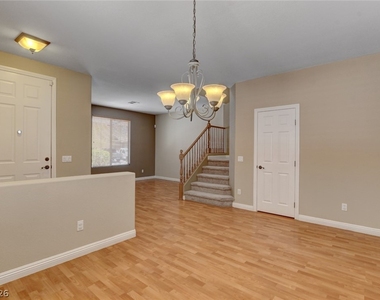 1005 Roaring River Avenue - Photo Thumbnail 9