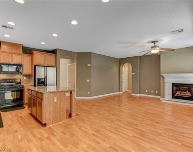 1005 Roaring River Avenue - Photo Thumbnail 19