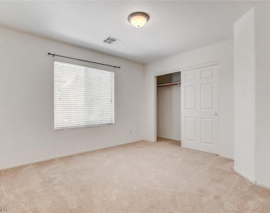 1005 Roaring River Avenue - Photo Thumbnail 32
