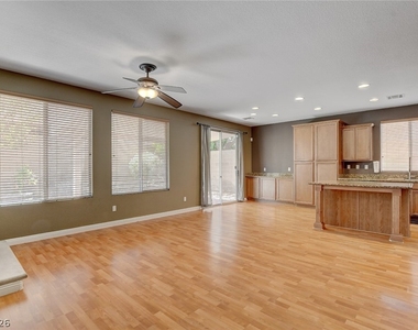 1005 Roaring River Avenue - Photo Thumbnail 14