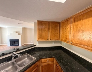 8600 W Charleston Bl Boulevard - Photo Thumbnail 9
