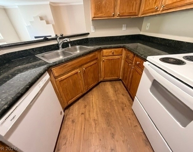 8600 W Charleston Bl Boulevard - Photo Thumbnail 8