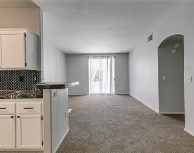 1300 S Arlington Street - Photo Thumbnail 8