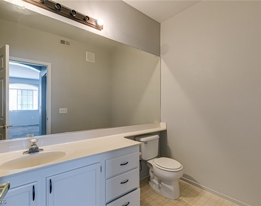1300 S Arlington Street - Photo Thumbnail 16