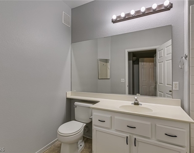 1300 S Arlington Street - Photo Thumbnail 11