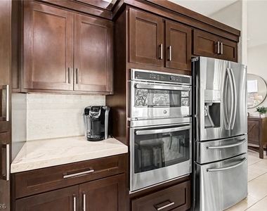 2025 Shining Feather Lane - Photo Thumbnail 21