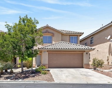 561 Aspen Leaf Street - Photo Thumbnail 2