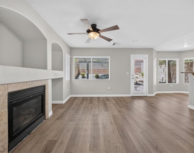 561 Aspen Leaf Street - Photo Thumbnail 36