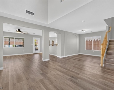 561 Aspen Leaf Street - Photo Thumbnail 41
