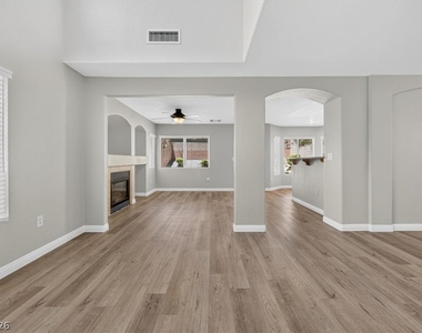 561 Aspen Leaf Street - Photo Thumbnail 37