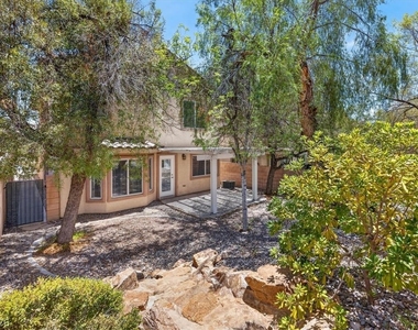 561 Aspen Leaf Street - Photo Thumbnail 45