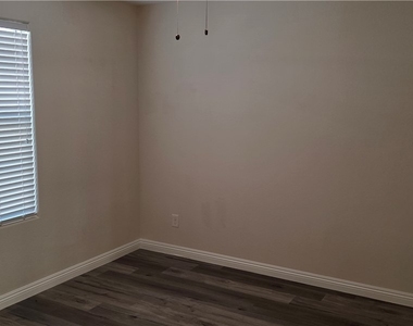 4534 Dover Straight Street - Photo Thumbnail 20