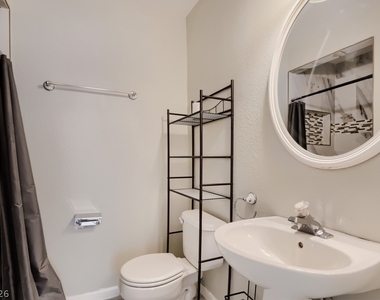 9753 Silver Lasso Street - Photo Thumbnail 13