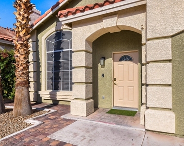 9753 Silver Lasso Street - Photo Thumbnail 2