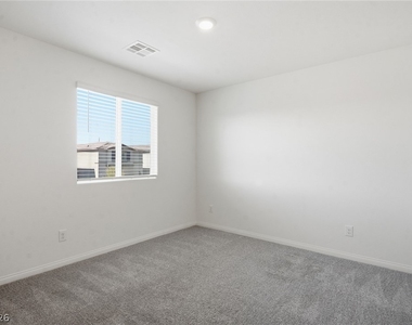 4706 Turquoise Cliffs Avenue - Photo Thumbnail 23