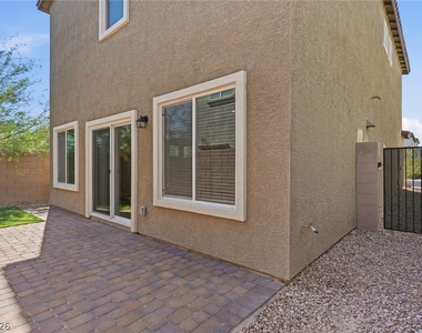 4706 Turquoise Cliffs Avenue - Photo Thumbnail 30