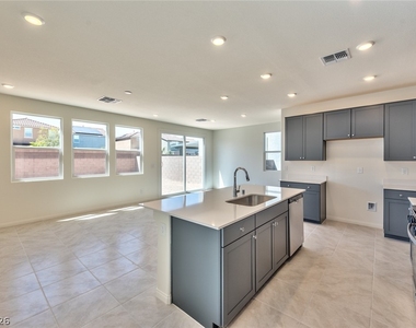 10167 Glowing Amber Street - Photo Thumbnail 3