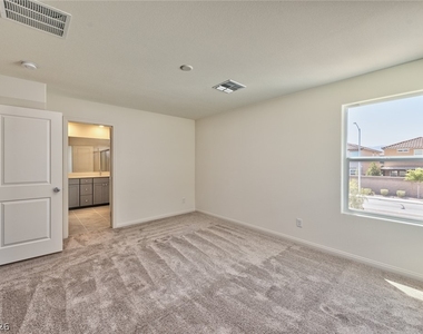 10167 Glowing Amber Street - Photo Thumbnail 9