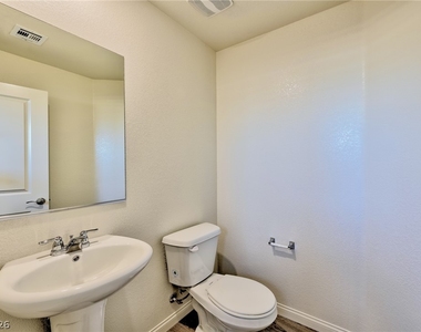 4702 Arctic Cliffs Avenue - Photo Thumbnail 3