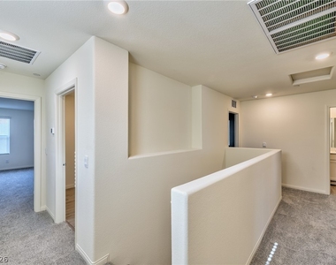 4702 Arctic Cliffs Avenue - Photo Thumbnail 8