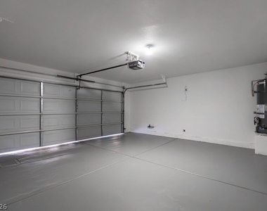 2095 Betty Davis Street - Photo Thumbnail 12