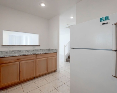 2095 Betty Davis Street - Photo Thumbnail 10