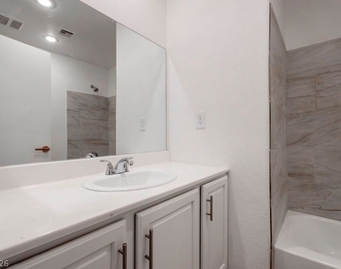 2095 Betty Davis Street - Photo Thumbnail 20
