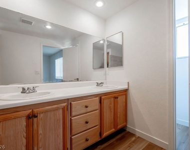 2095 Betty Davis Street - Photo Thumbnail 19
