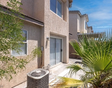 2095 Betty Davis Street - Photo Thumbnail 30