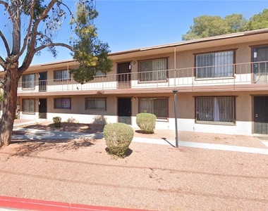615 S Royal Crest Circle - Photo Thumbnail 5