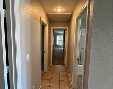 11037 Parete Court - Photo Thumbnail 10