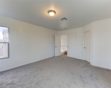 4548 Grand Rock Drive - Photo Thumbnail 8