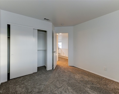 4548 Grand Rock Drive - Photo Thumbnail 13