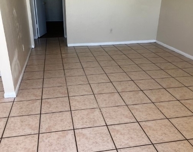 2028 Daley Street - Photo Thumbnail 5