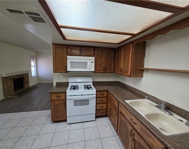 6671 W Tropicana Avenue - Photo Thumbnail 36