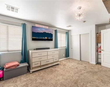4217 Walnut Glen Drive - Photo Thumbnail 37
