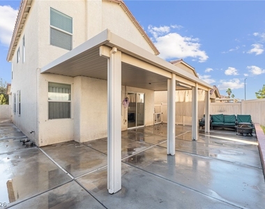 4217 Walnut Glen Drive - Photo Thumbnail 4